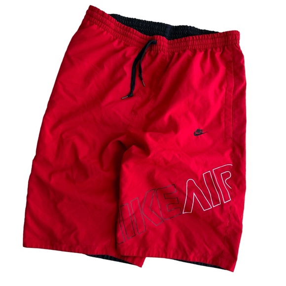 Nike Air Max Reversible Athletic Gym Shorts Black Red Training Running Workout - Picture 2 of 13
